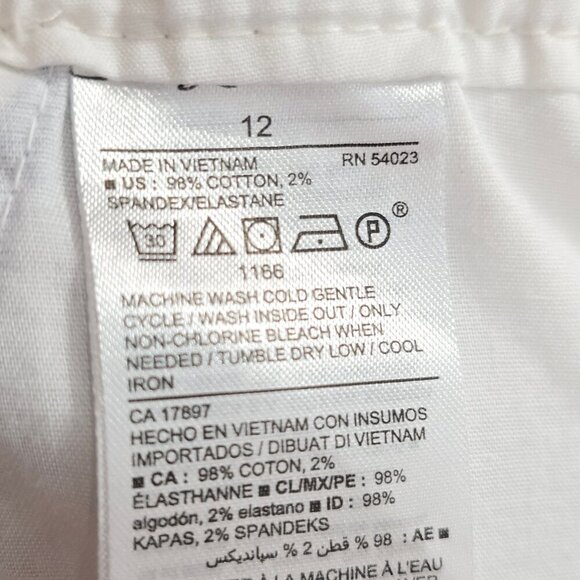 Old Navy Blue White Striped Everyday Shorts - Picture 6 of 6